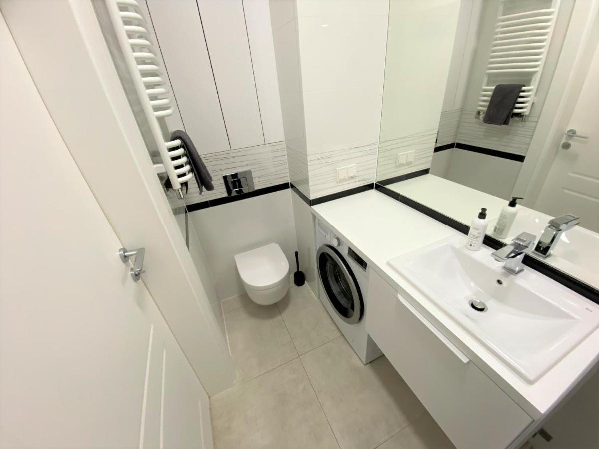 Exclusive 2Br! Apartment In Center +Netflix +Gym Varşova Dış mekan fotoğraf