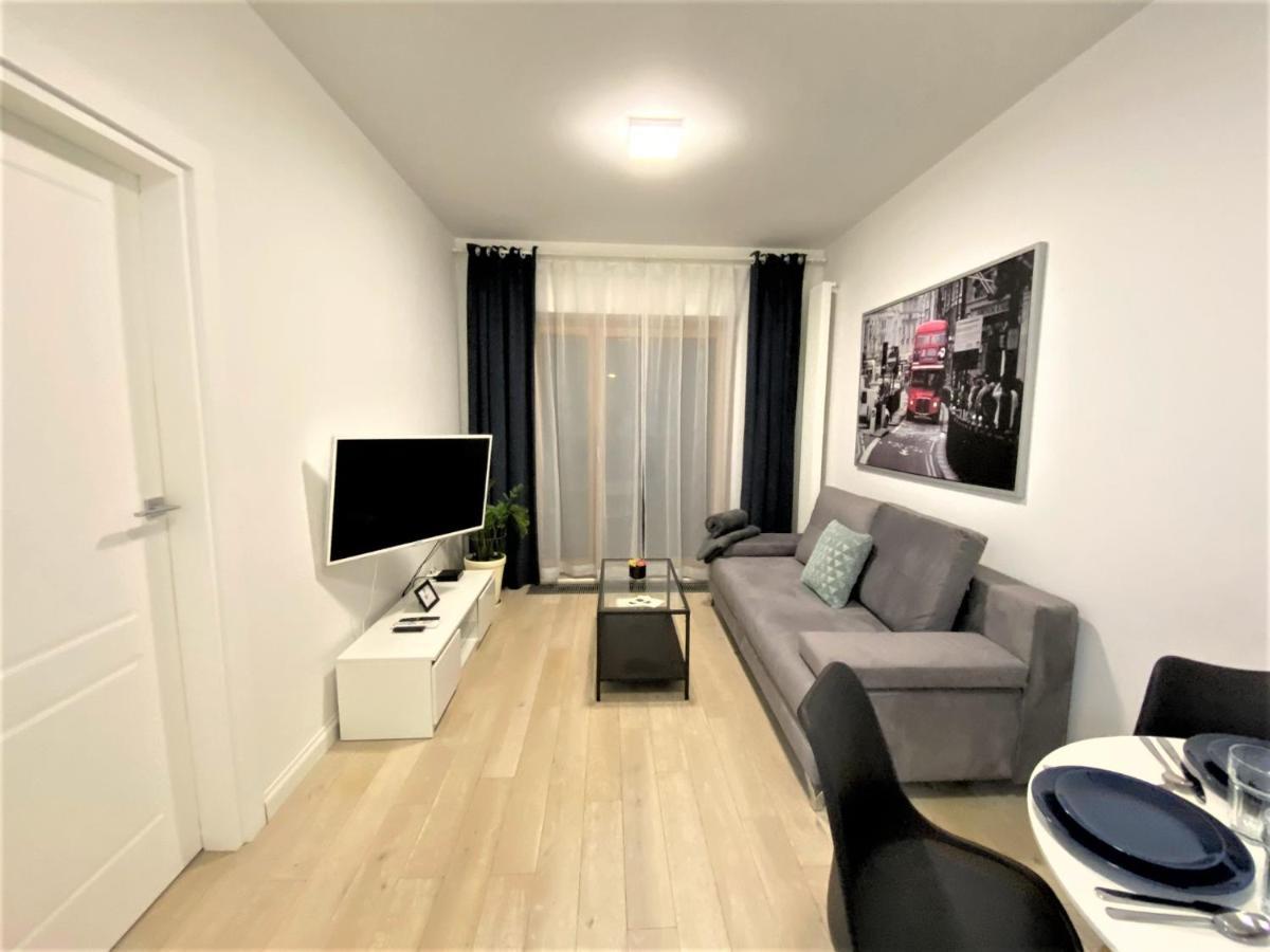 Exclusive 2Br! Apartment In Center +Netflix +Gym Varşova Dış mekan fotoğraf